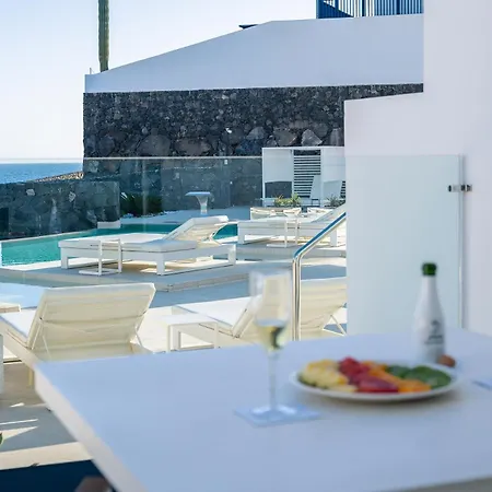 Royal Marina Boutique - Adults Only