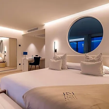 Royal Marina Boutique - Adults Only