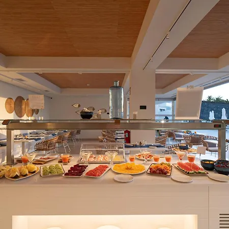 فندق Royal Marina Boutique - Adults Only بْوُرتو كاليرو